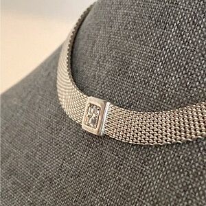 Elegant Silver Mesh Necklace